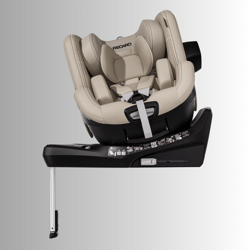 silla de auto Recaro Toron 1 con detalle de giro 360 y calidades del tejido premium